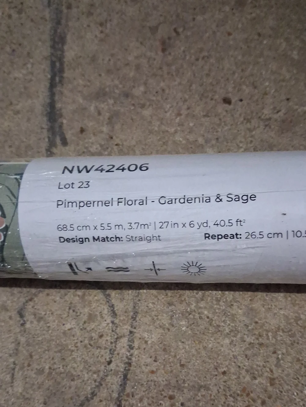 NWT NextWall Pimpernel Floral Peel and Stick Wallpaper (Gardenia & Sage
